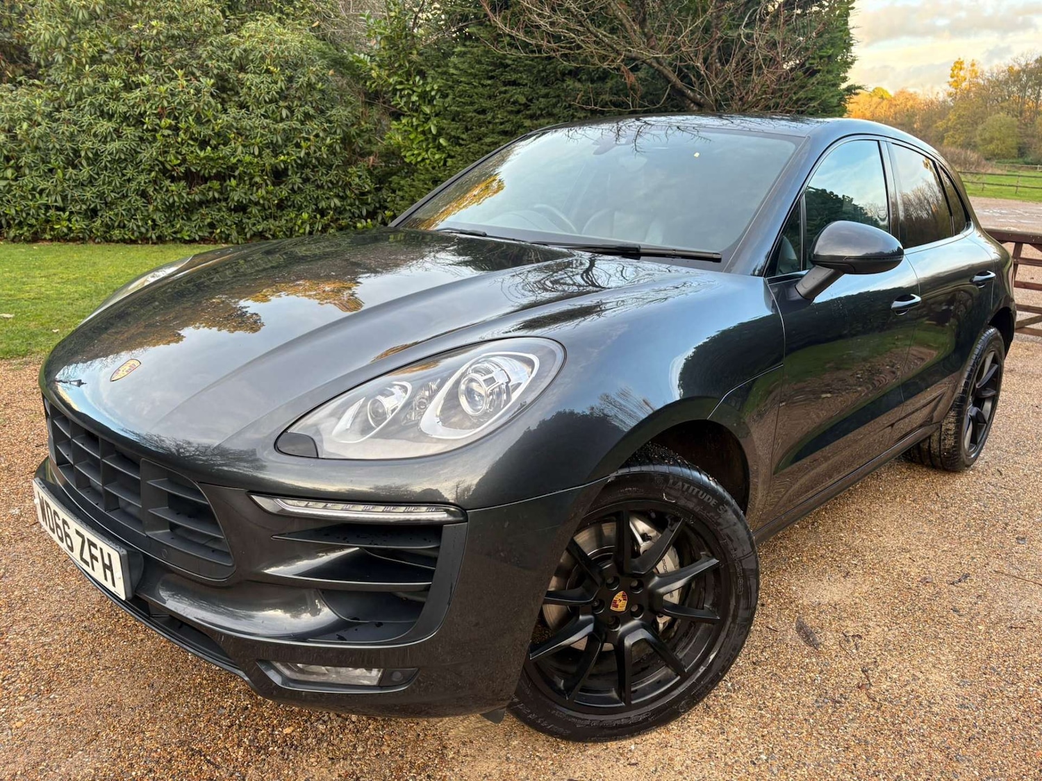 Used Porsche Macan 2016 for sale - 76751461: Photo 31