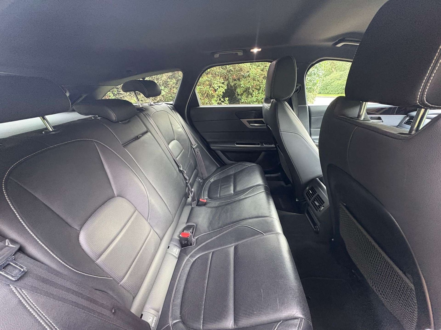 Used Jaguar XF 2018 for sale - 76046393: Photo 19