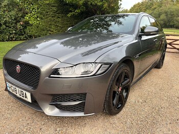 Used Jaguar XF 2018 for sale - 76046393: Photo 4