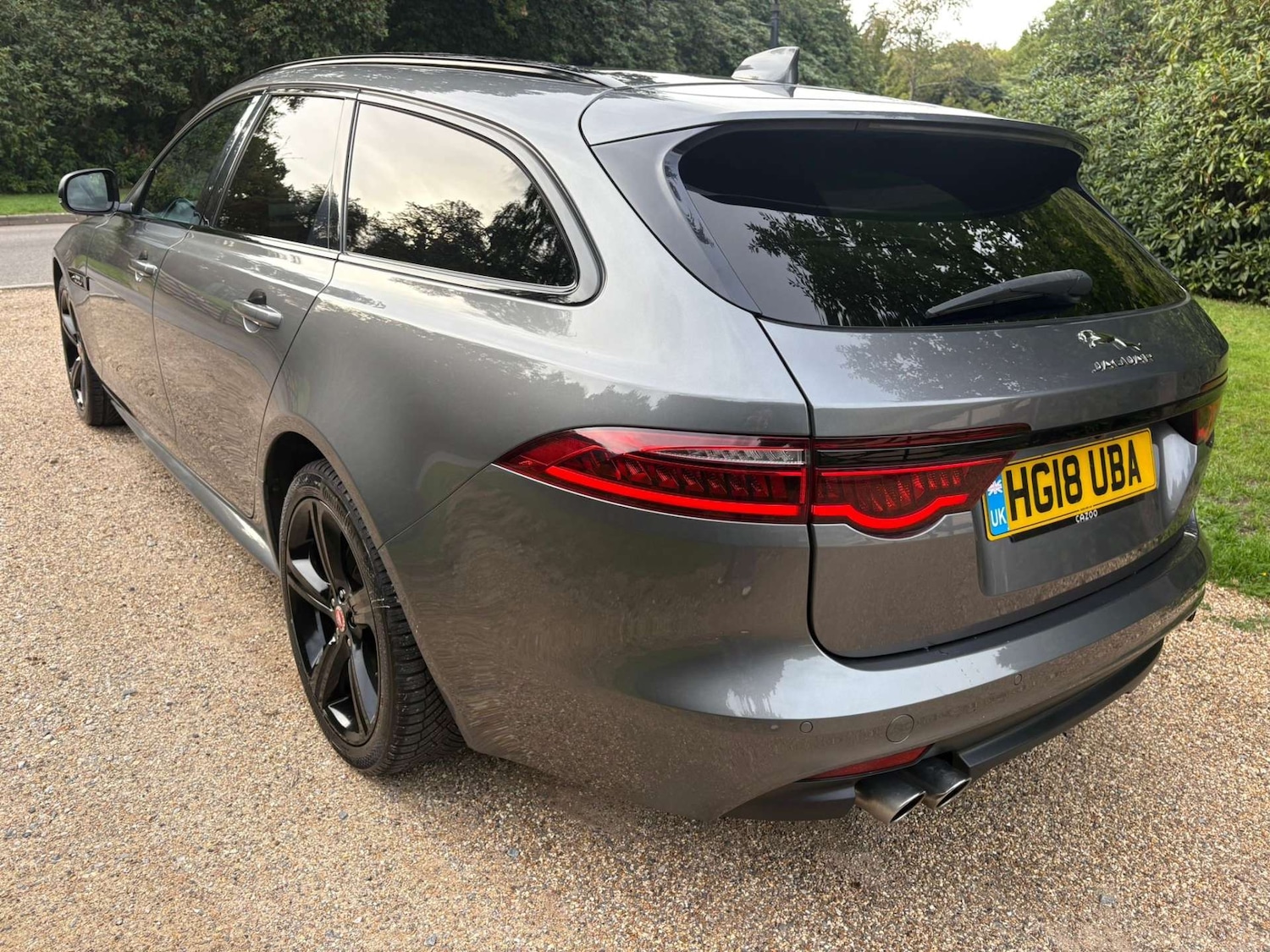 Used Jaguar XF 2018 for sale - 76046393: Photo 5