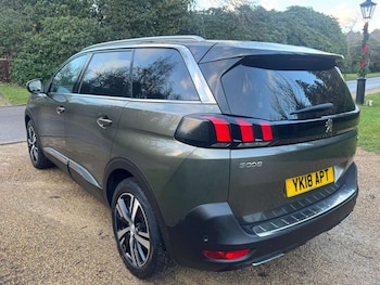 Used Peugeot 5008 2018 for sale - 77655636: Photo
