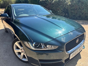 Used Jaguar XE 2015 for sale - 79369926: Photo