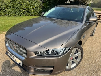 Used Jaguar XE 2016 for sale - 78826457: Photo