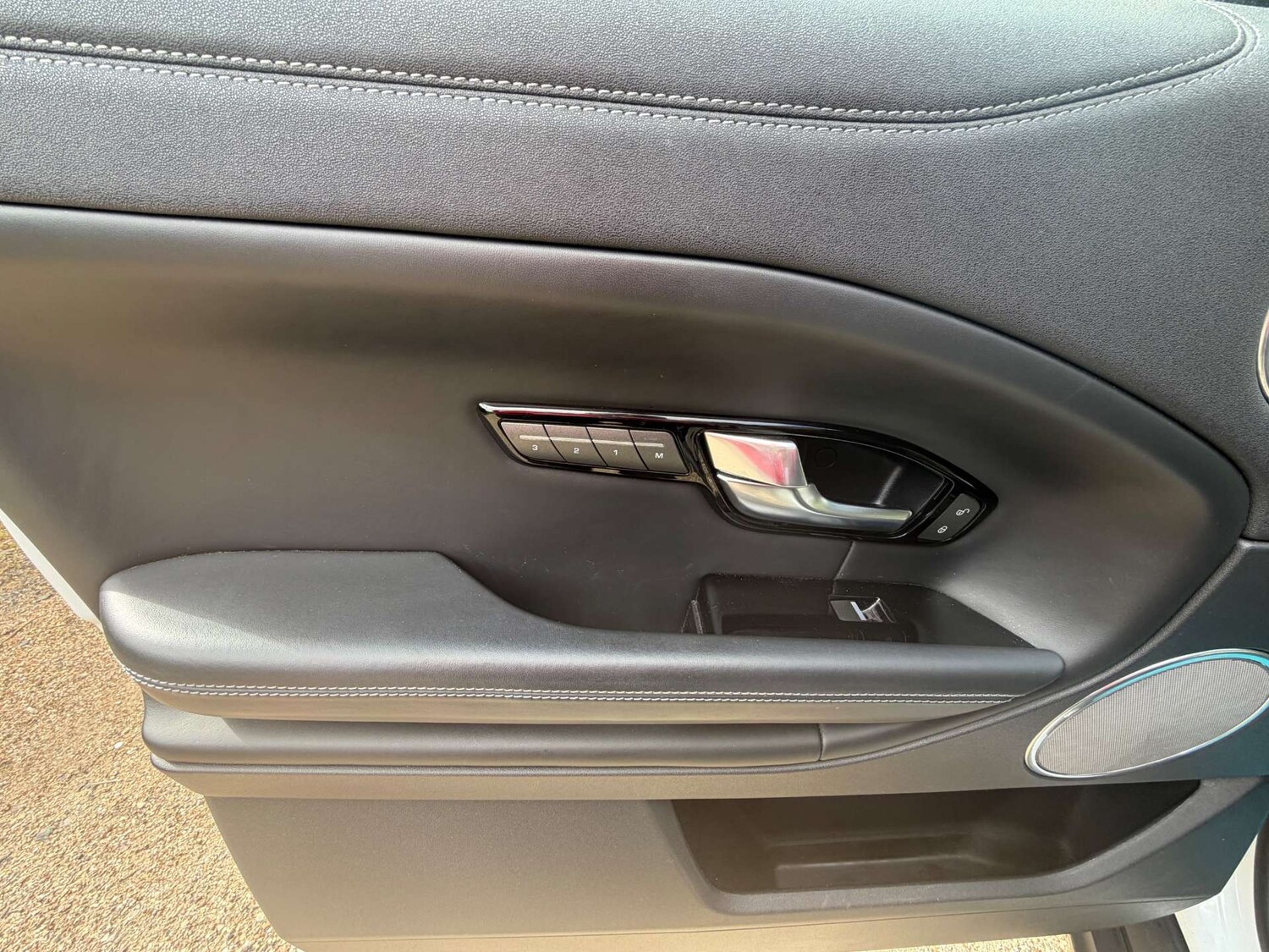 Used Land Rover Range Rover Evoque 2016 for sale - 78011135: Photo 13