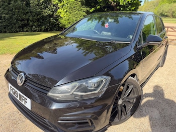 Used Volkswagen Golf 2019 for sale - 78426572: Photo