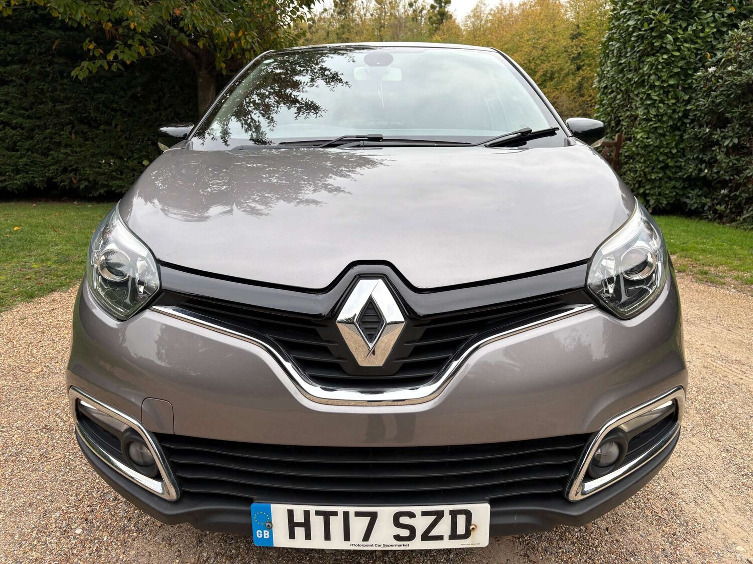 Used Renault Captur 2017 for sale - 76287431: Photo 2