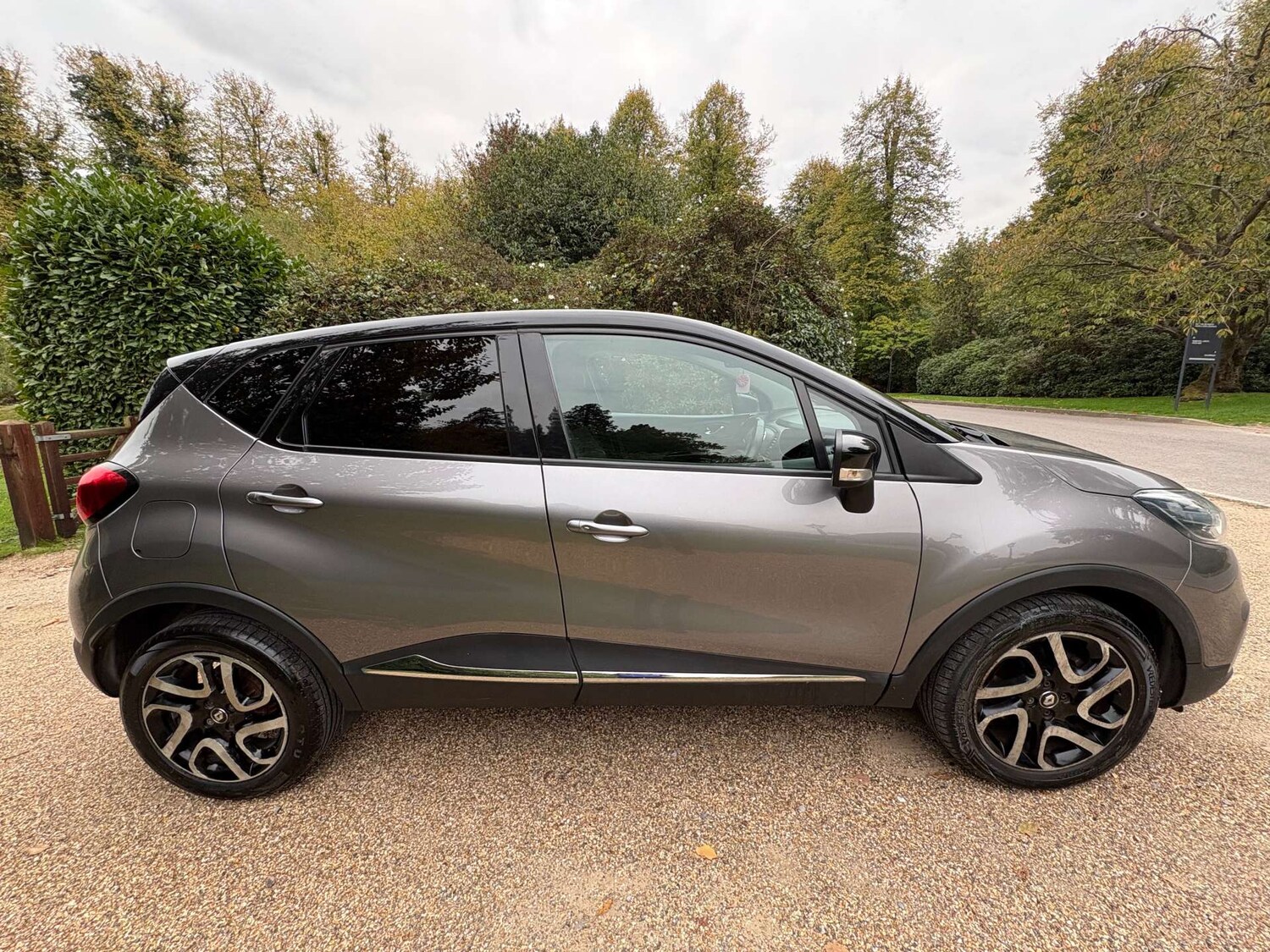 Used Renault Captur 2017 for sale - 76287431: Photo 24