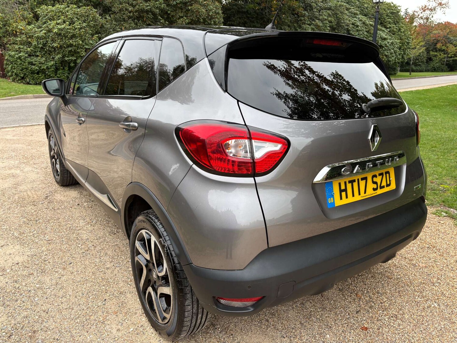 Used Renault Captur 2017 for sale - 76287431: Photo 28