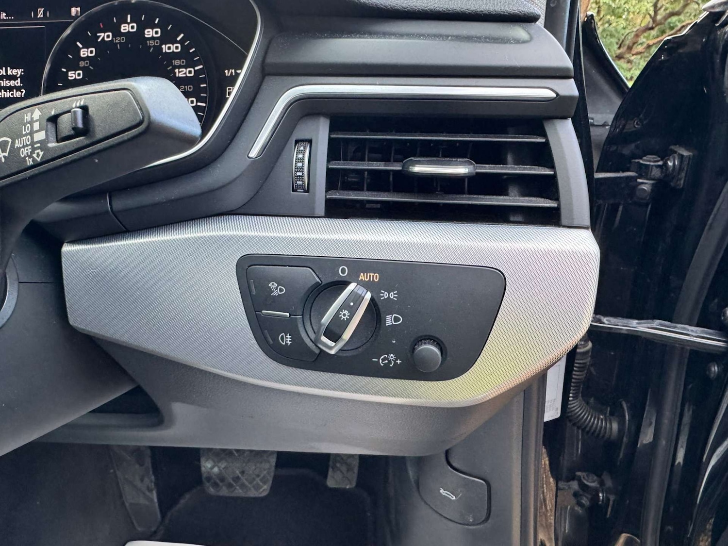 Used Audi A4 2019 for sale - 77227822: Photo 42