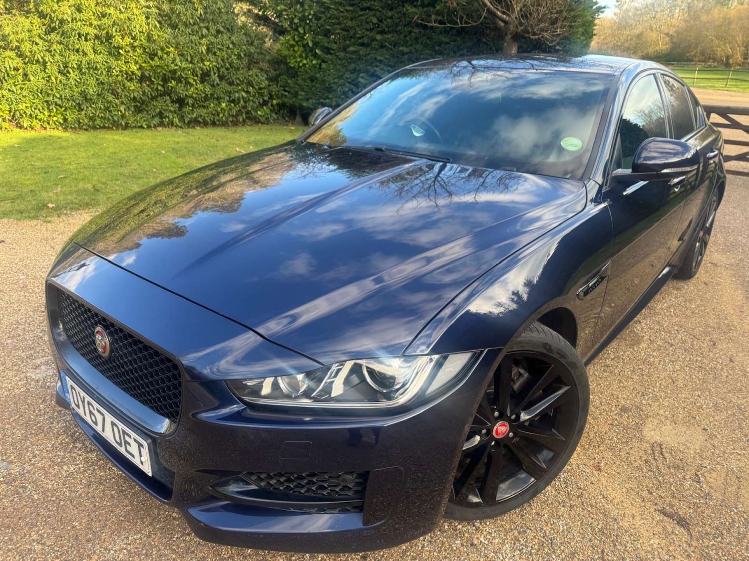 Used Jaguar XE 2017 for sale - 77038559: Photo 3