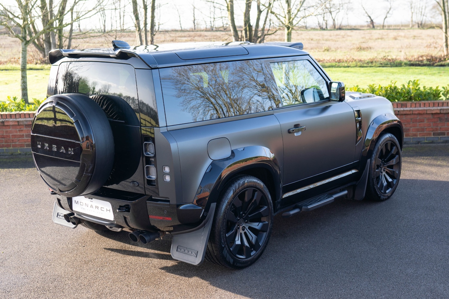 Used Land Rover Defender 2023 for sale - 77363718: Photo 6