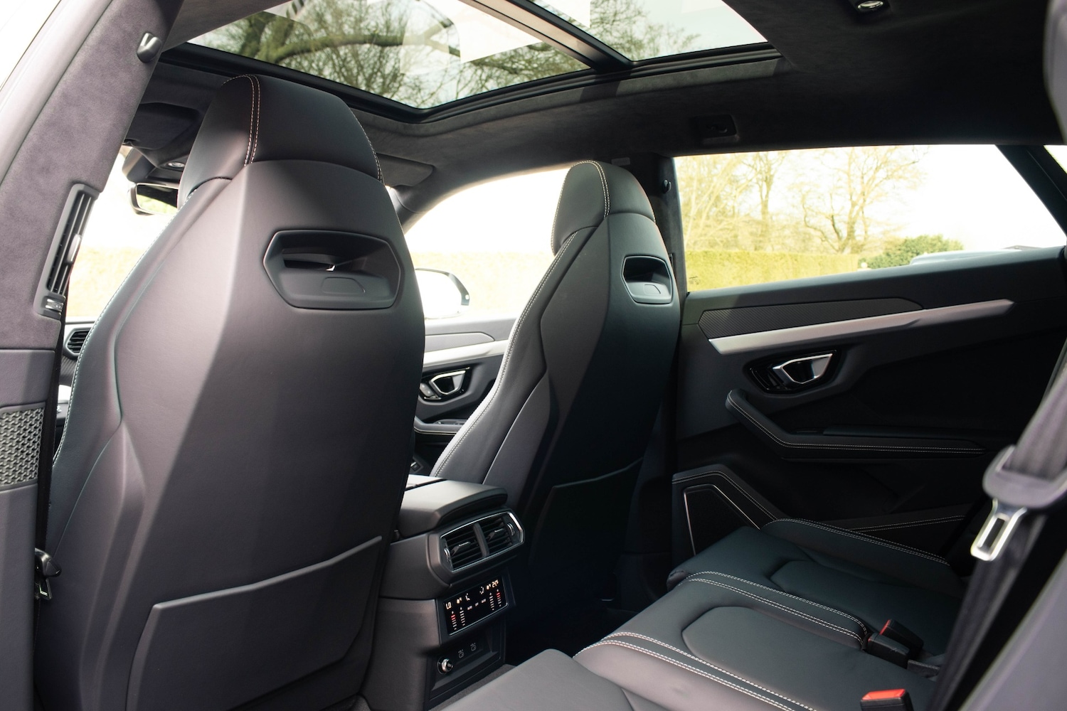 Used Lamborghini Urus 2023 for sale - 78001334: Photo 22