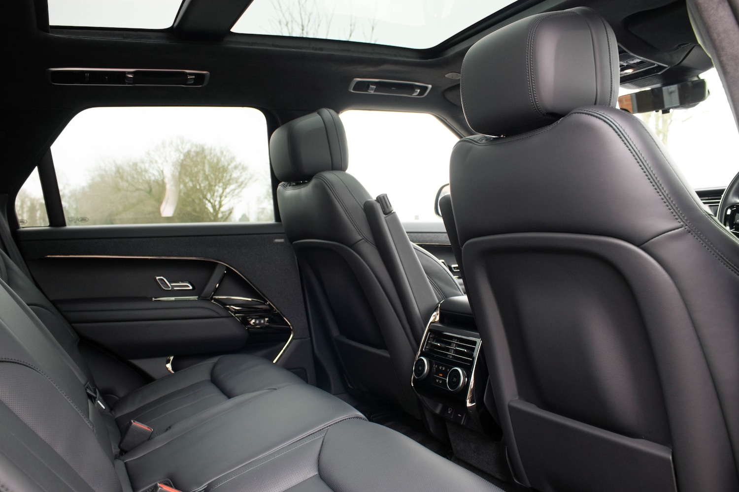 Used Land Rover Range Rover Sport 2024 for sale - 77804302: Photo 13