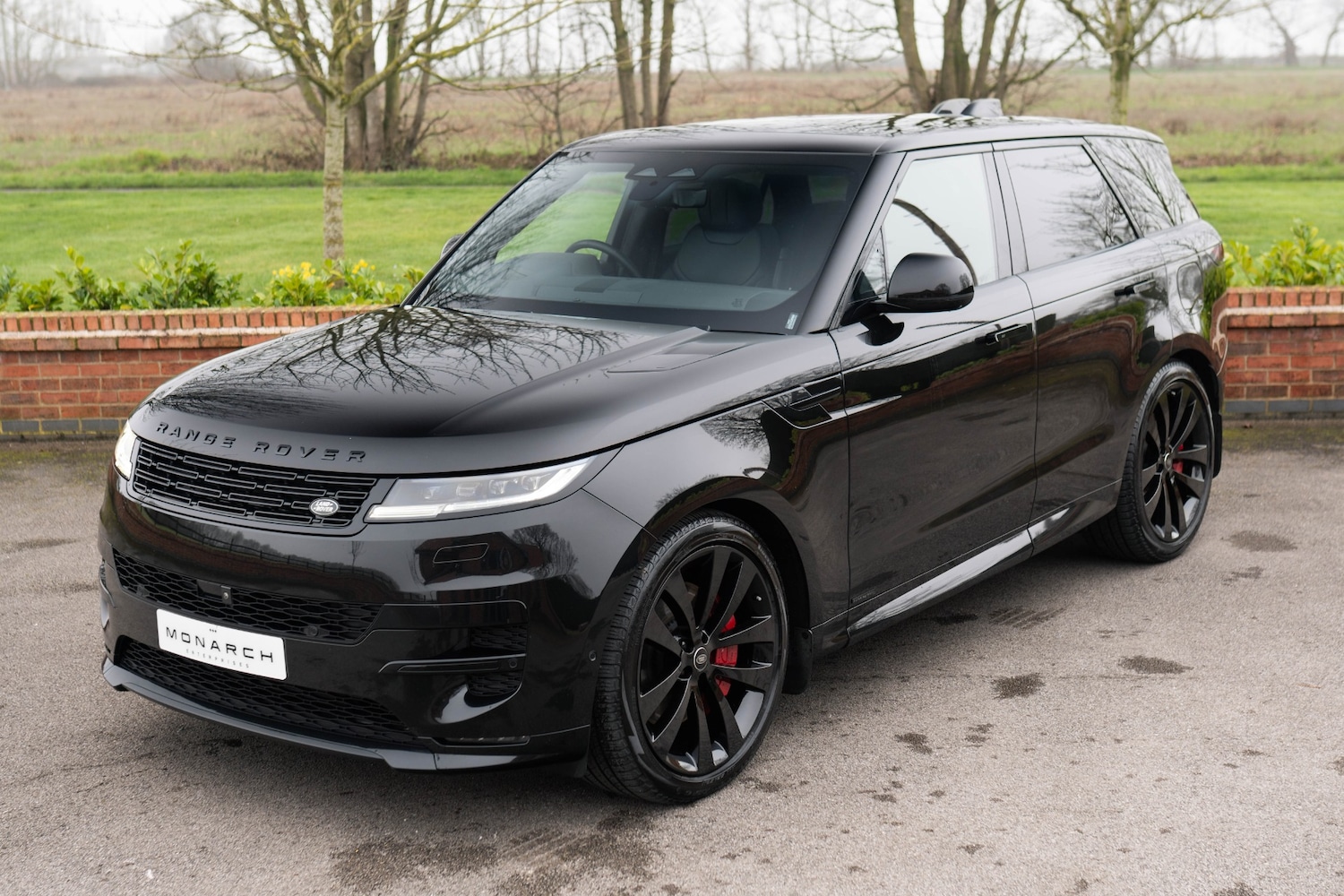 Used Land Rover Range Rover Sport 2024 for sale - 77804302: Photo 3