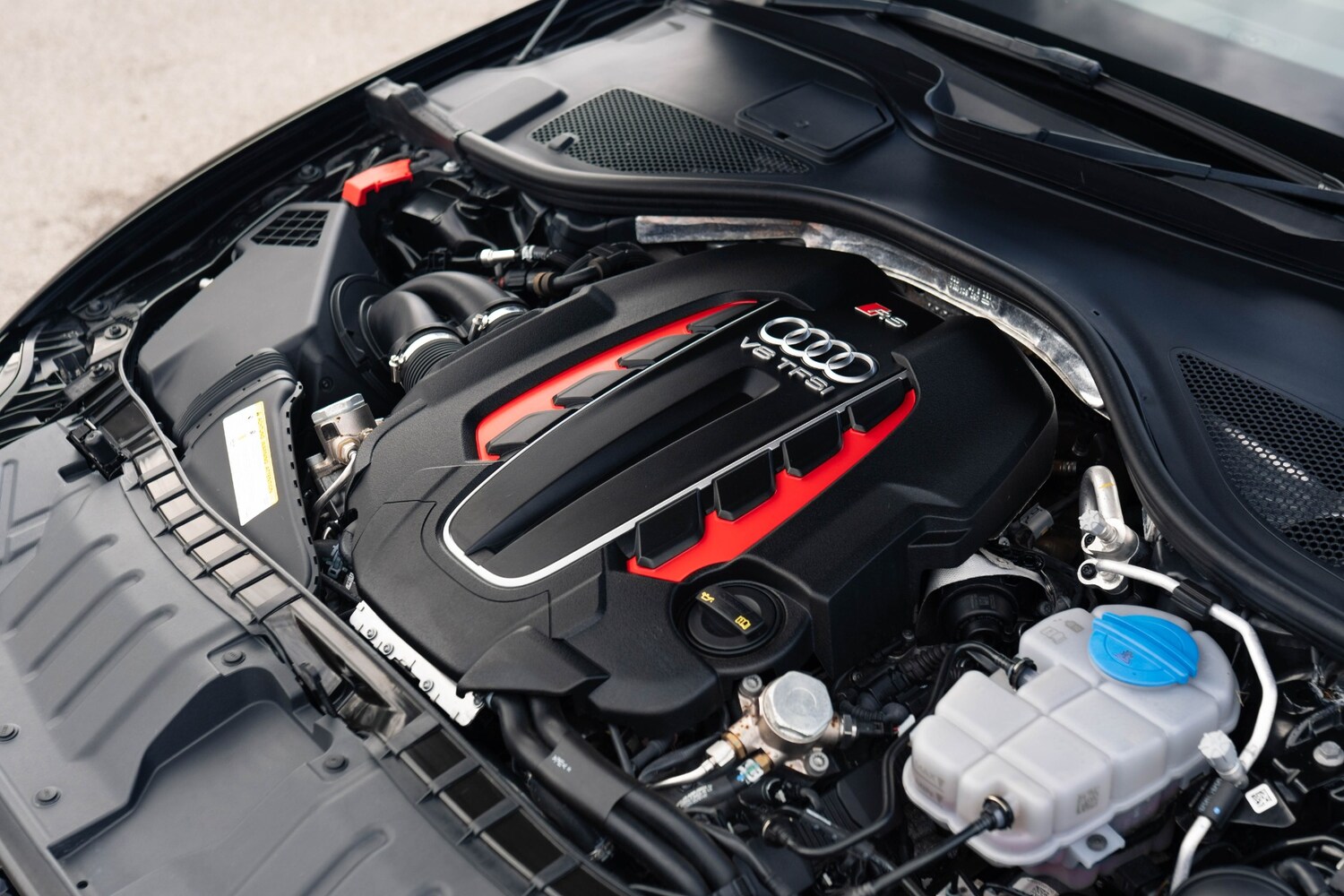 Used Audi RS6 2017 for sale - 77842663: Photo 15