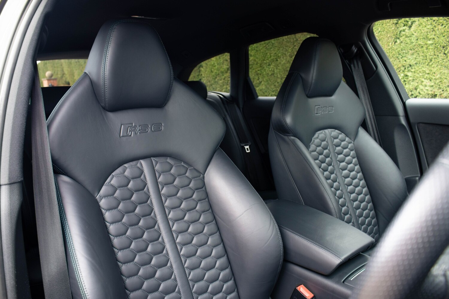 Used Audi RS6 2017 for sale - 77842663: Photo 18