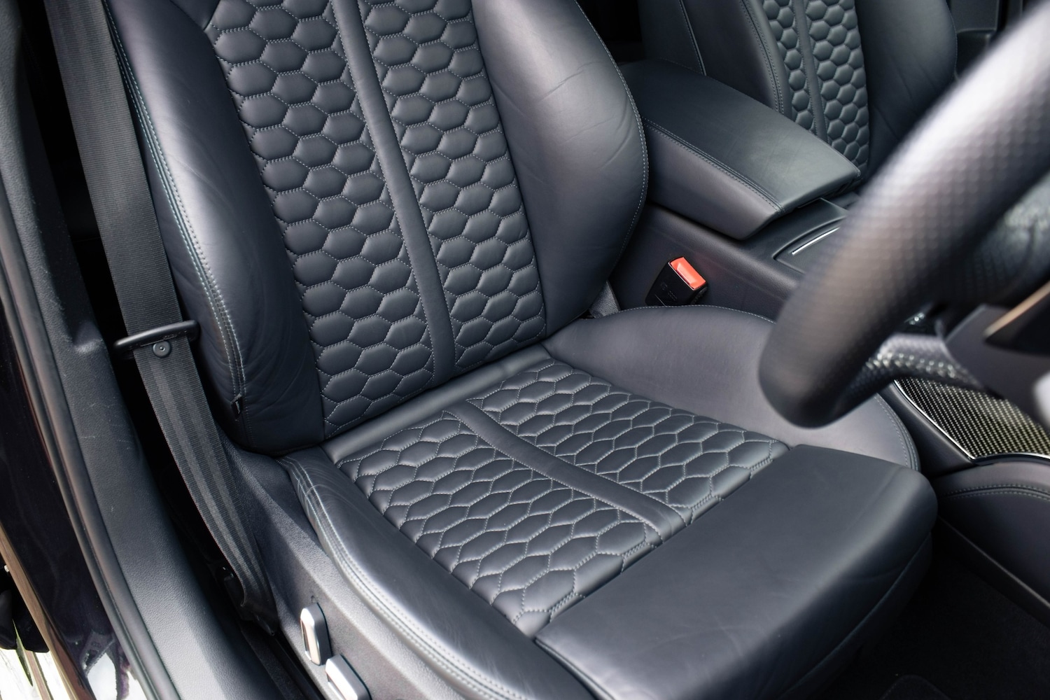 Used Audi RS6 2017 for sale - 77842663: Photo 19