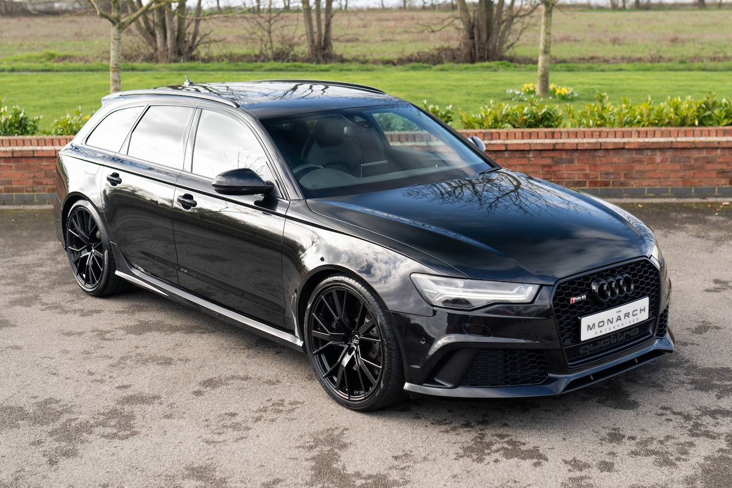 Used Audi RS6 2017 for sale - 77842663: Photo 2