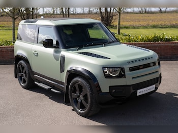 Used Land Rover Defender 2023 for sale - 78055159: Photo
