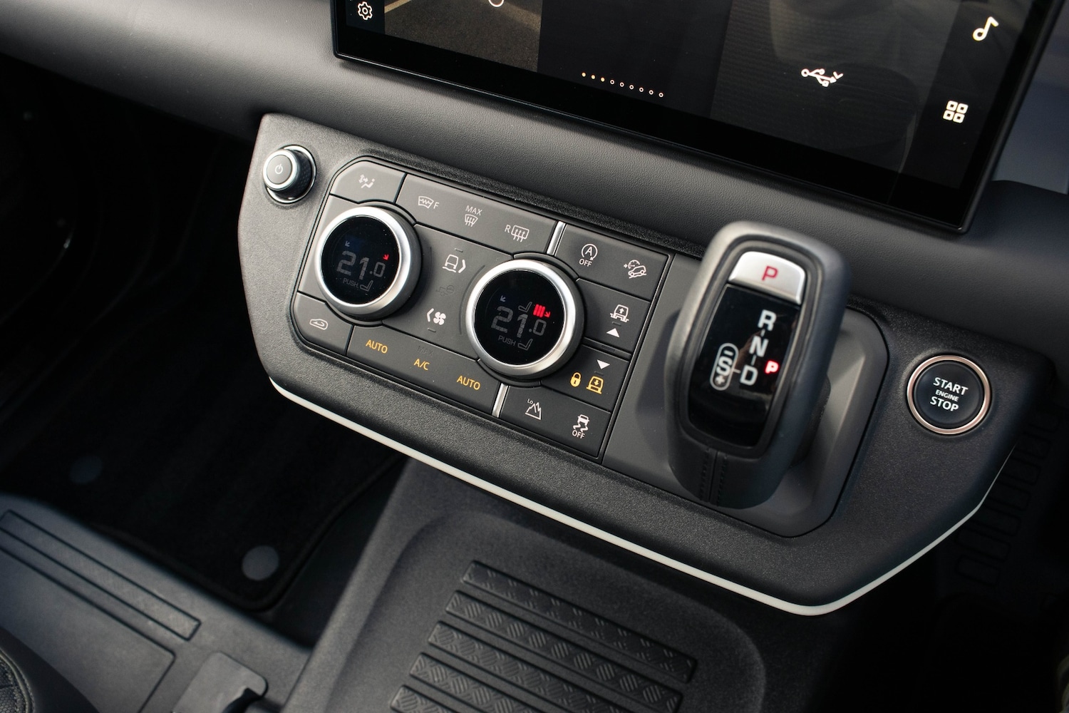 Used Land Rover Defender 2023 for sale - 77045784: Photo 18