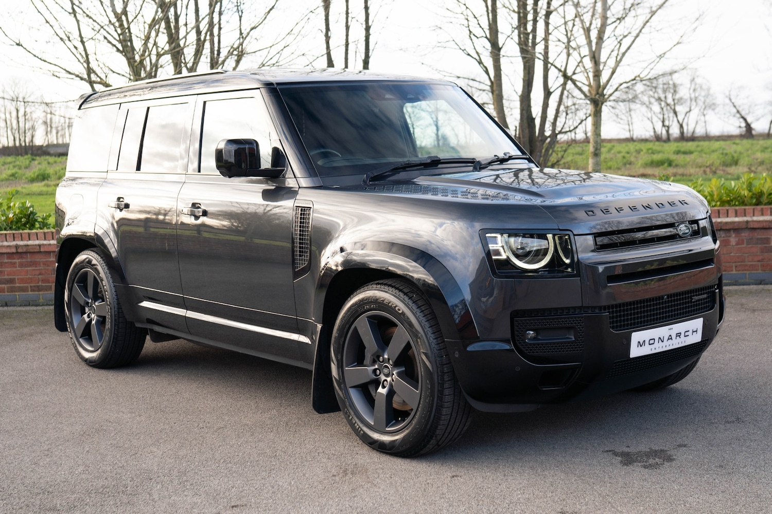 Used Land Rover Defender 2023 for sale - 77045784: Photo 4