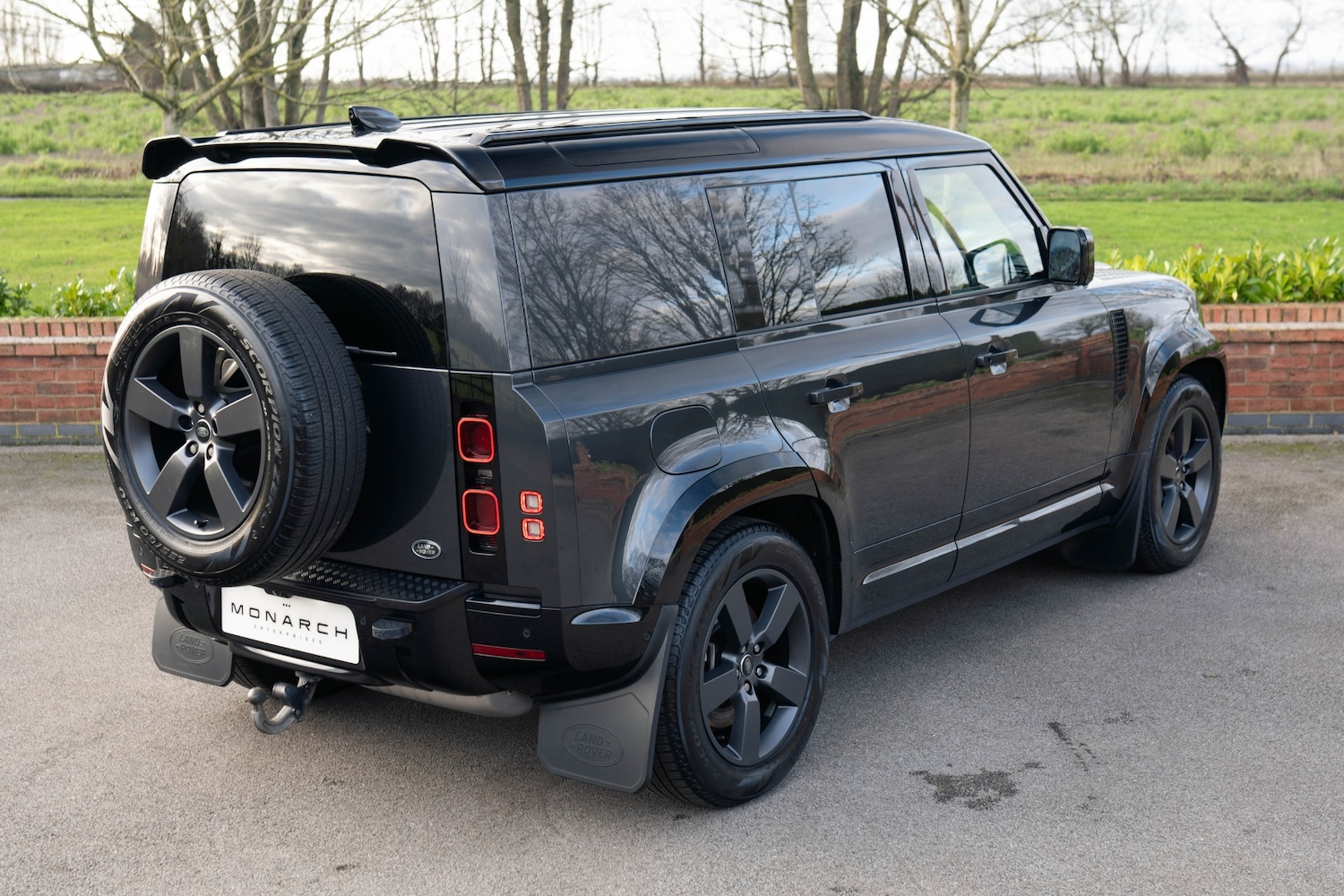 Used Land Rover Defender 2023 for sale - 77045784: Photo 6