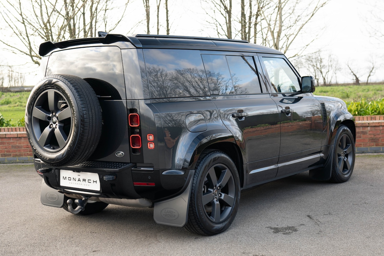 Used Land Rover Defender 2023 for sale - 77045784: Photo 7