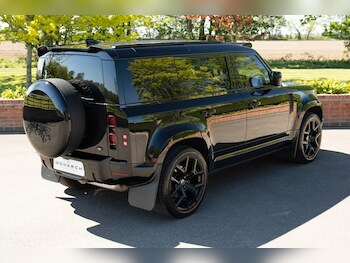 Used Land Rover Defender 2021 for sale - 78438695: Photo