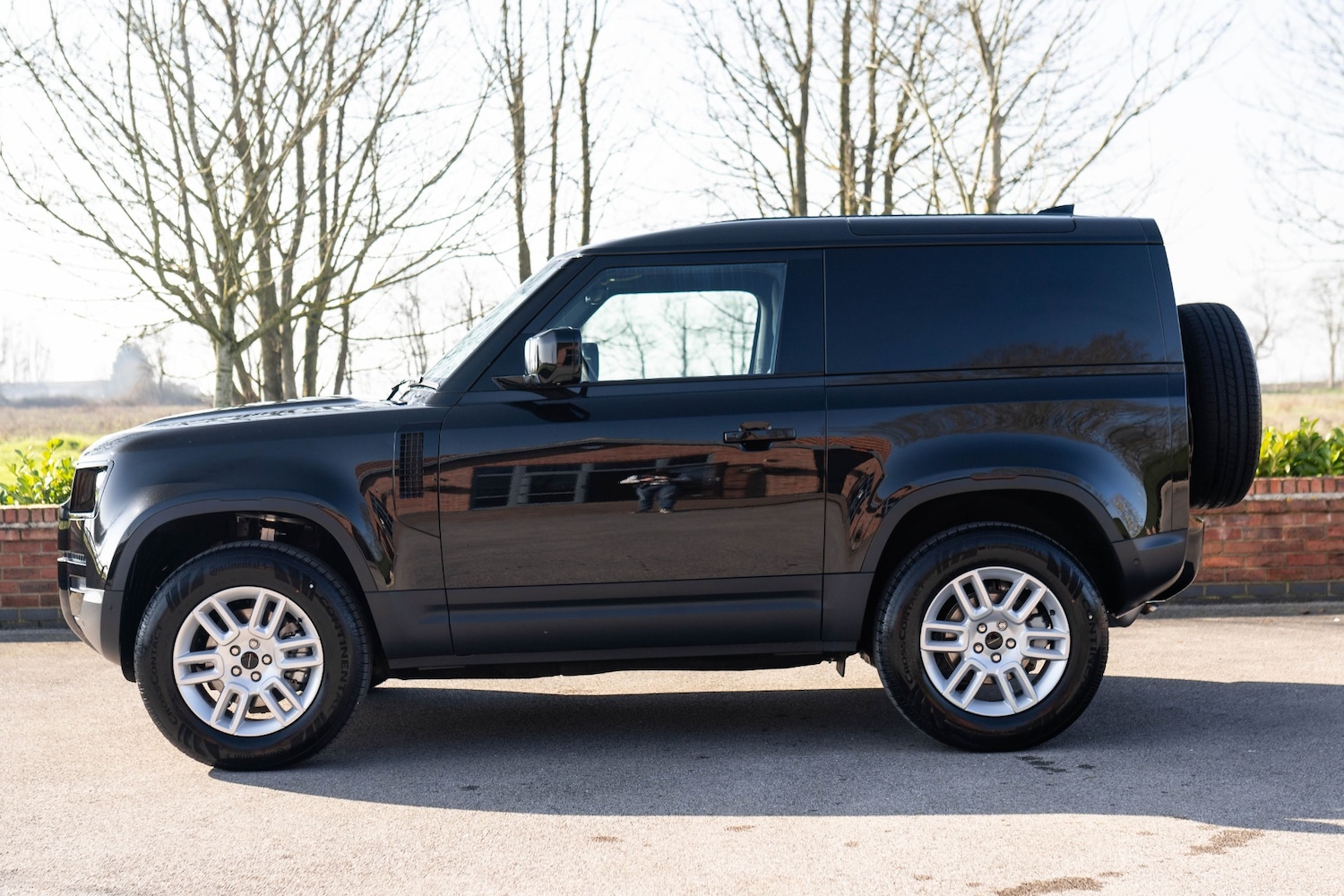 Used Land Rover Defender 90 2026 for sale - 77763152: Photo 10