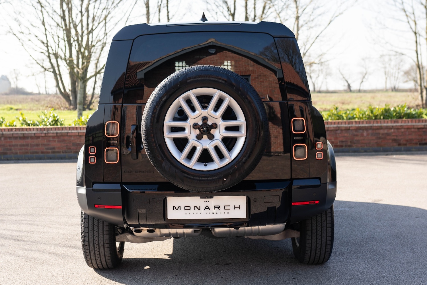 Used Land Rover Defender 90 2026 for sale - 77763152: Photo 12