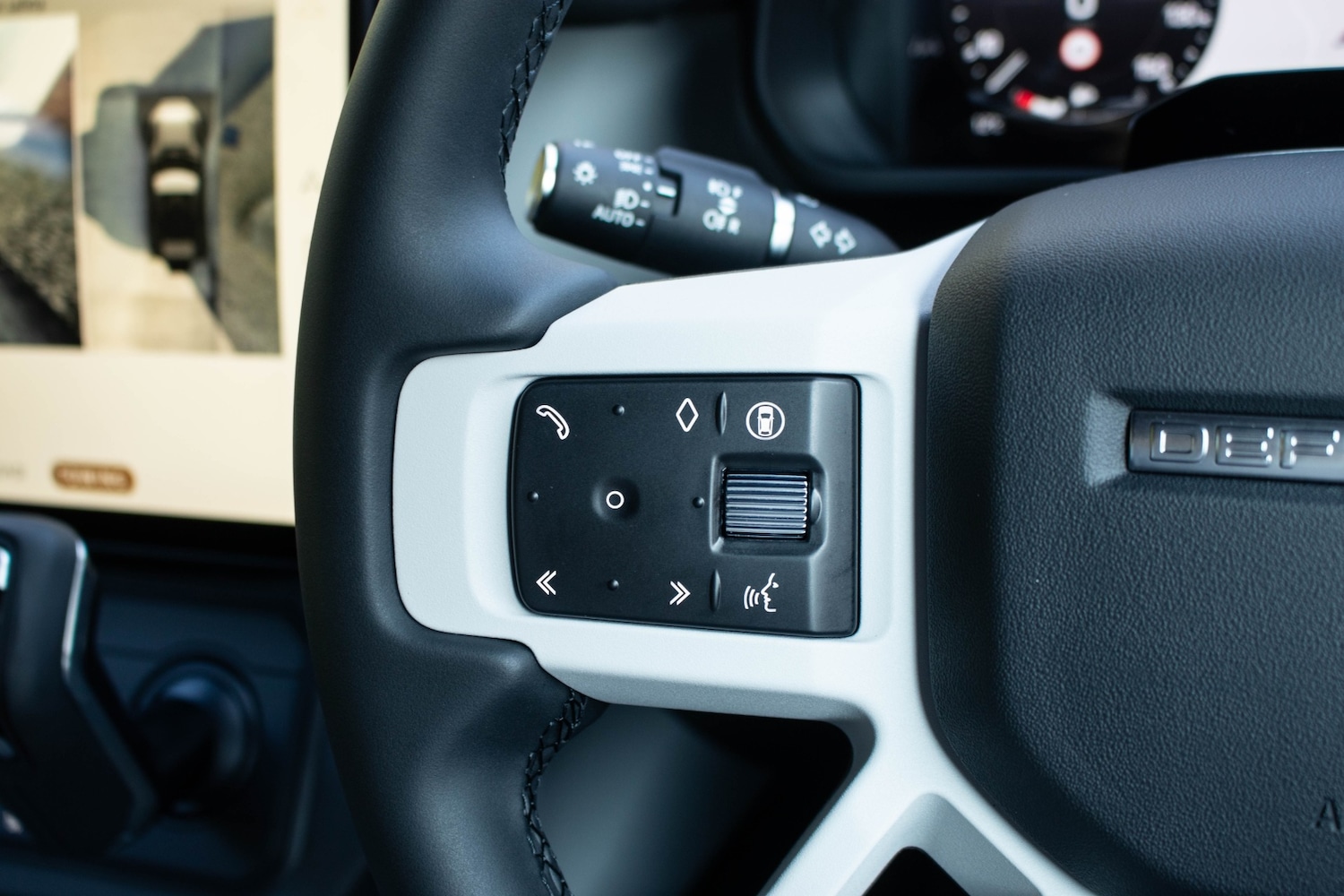 Used Land Rover Defender 90 2026 for sale - 77763152: Photo 25