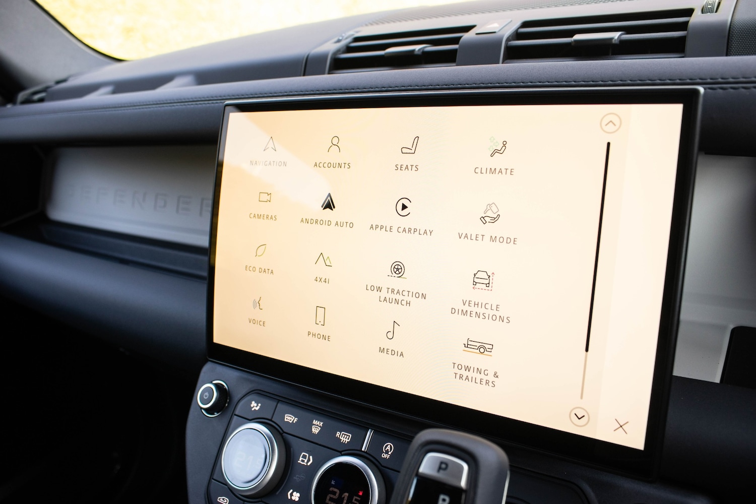 Used Land Rover Defender 90 2026 for sale - 77763152: Photo 30