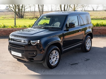 Used Land Rover Defender 90 2026 for sale - 77763152: Photo