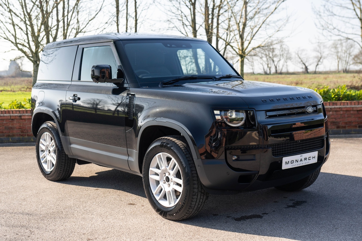 Used Land Rover Defender 90 2026 for sale - 77763152: Photo 4