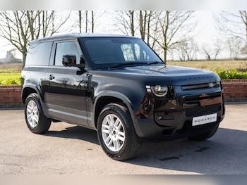 Used Land Rover Defender 90 2026 for sale - 77763152: Photo