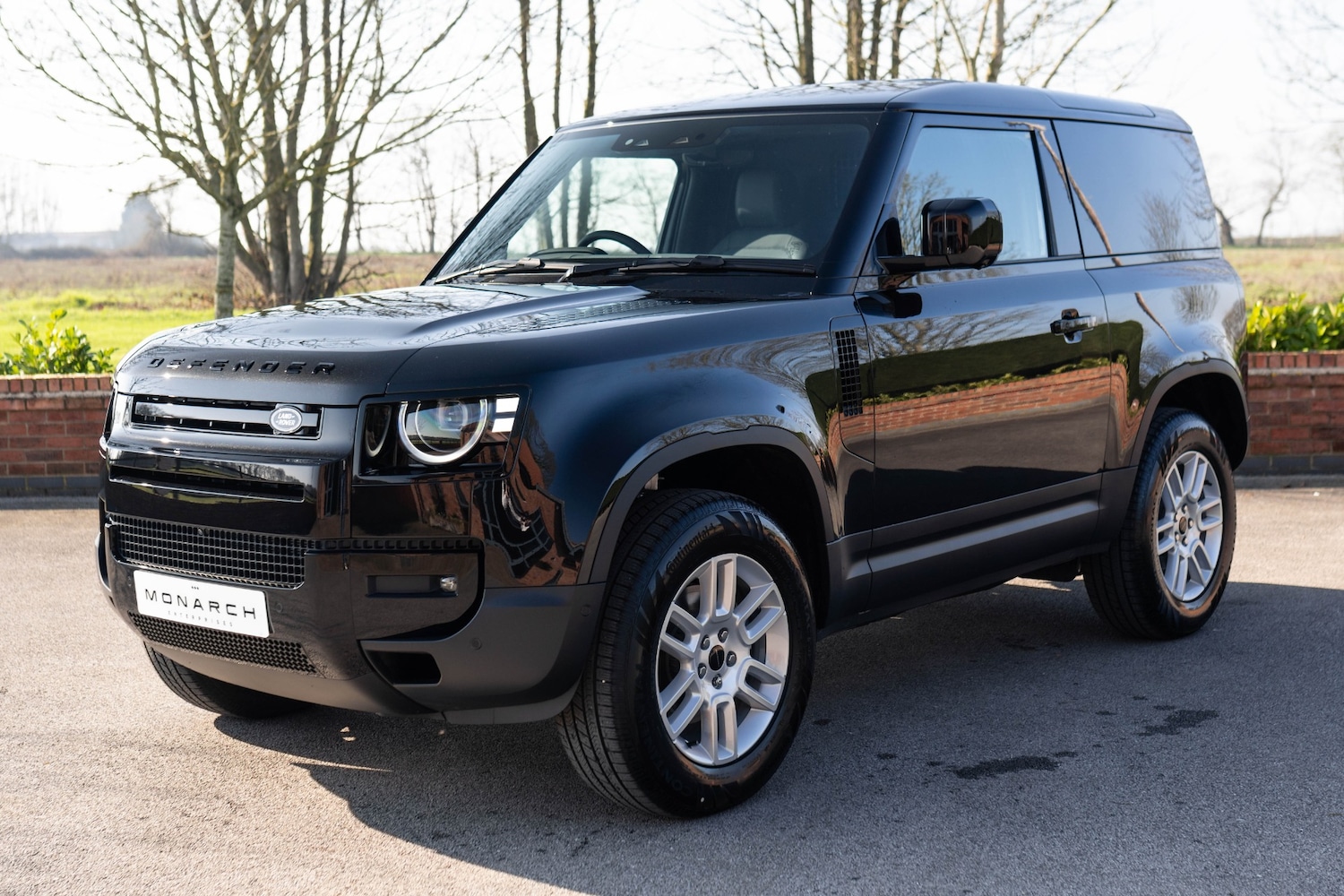 Used Land Rover Defender 90 2026 for sale - 77763152: Photo 5