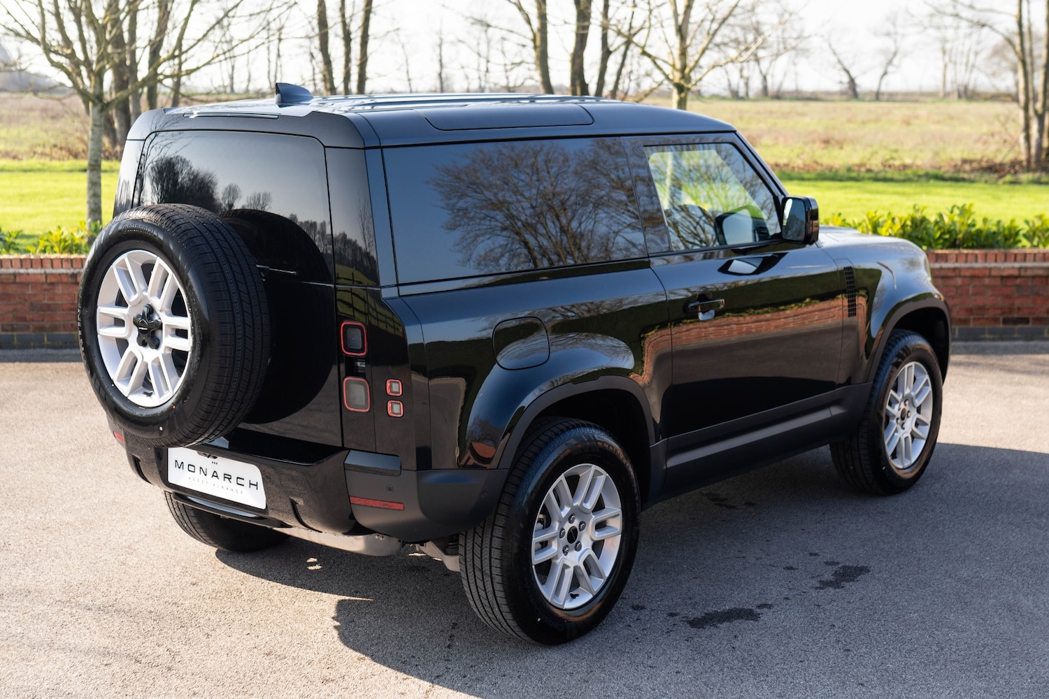 Used Land Rover Defender 90 2026 for sale - 77763152: Photo 6