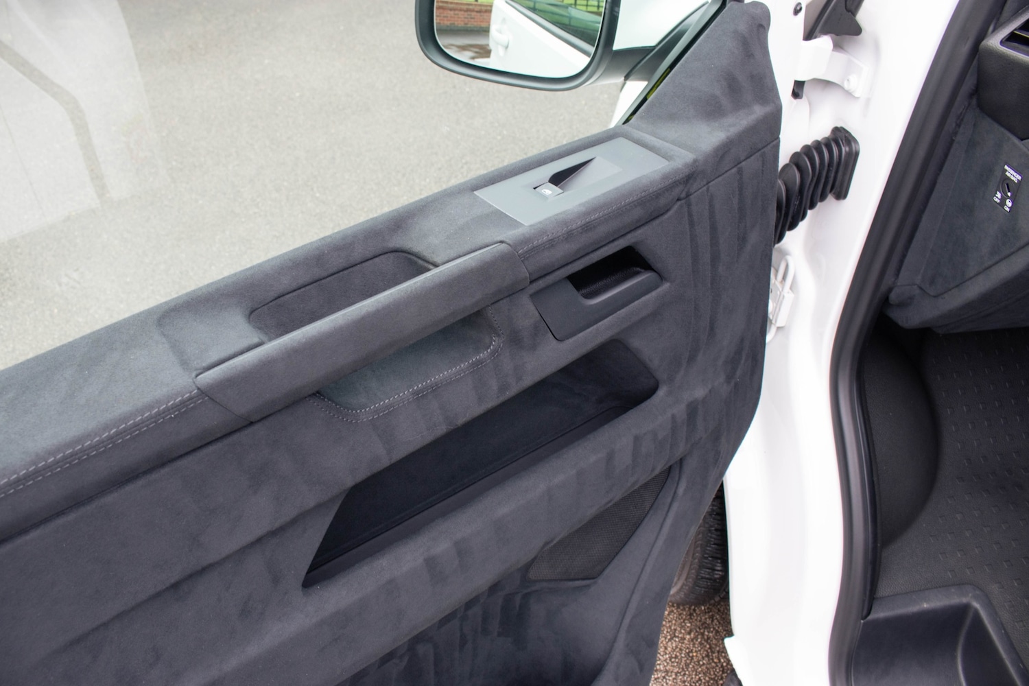 Used Volkswagen Transporter 2023 for sale - 76958816: Photo 33