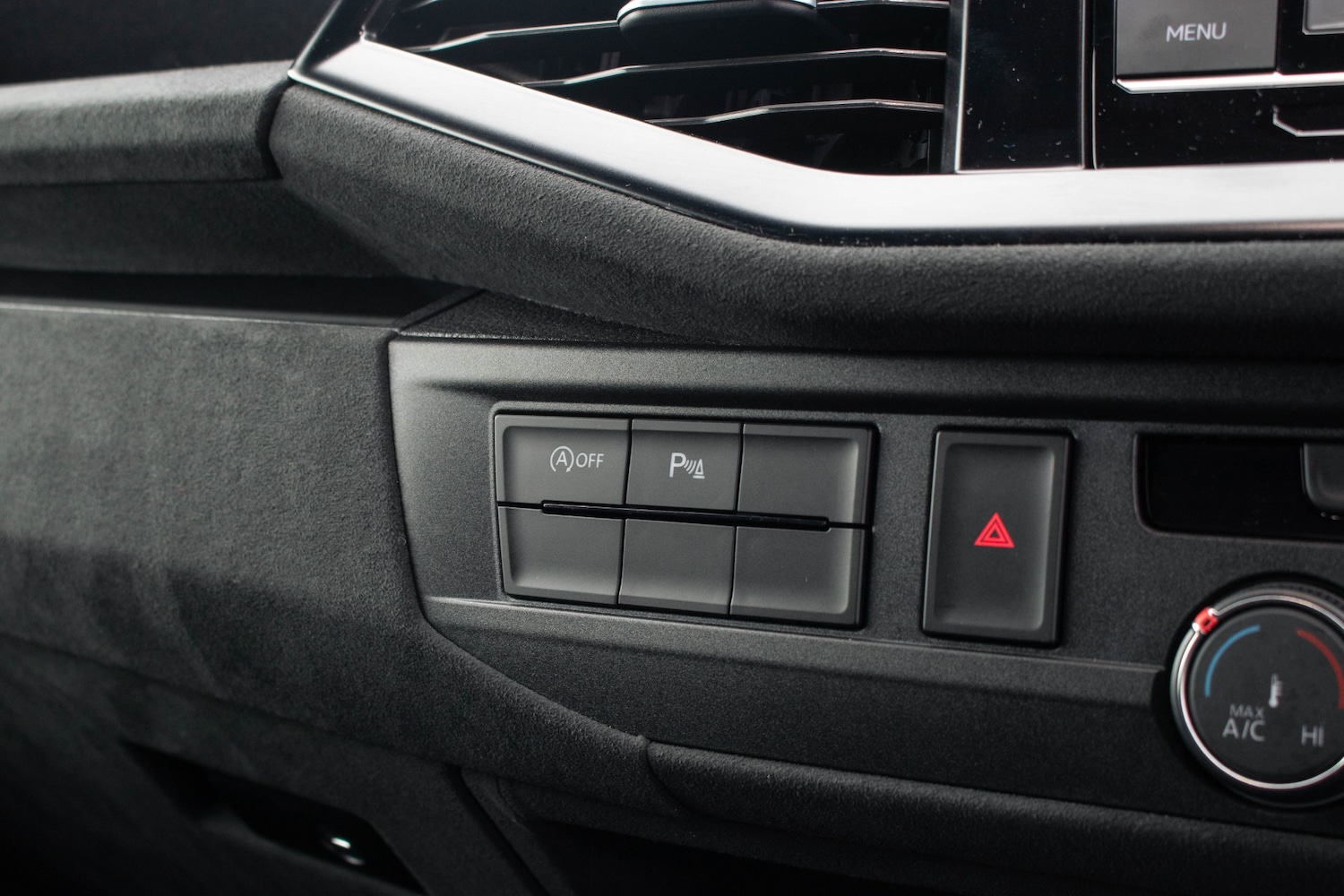 Used Volkswagen Transporter 2023 for sale - 76958816: Photo 45