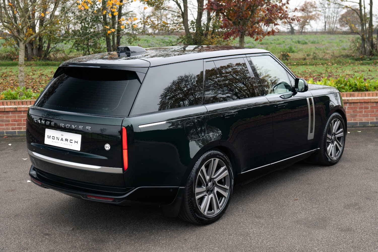 Used Land Rover Range Rover 2024 for sale - 76532530: Photo 4