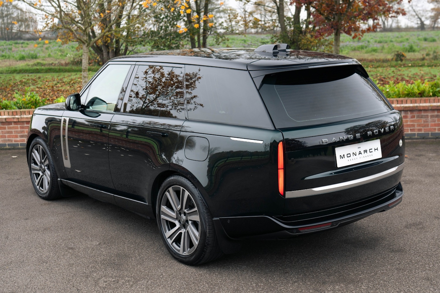 Used Land Rover Range Rover 2024 for sale - 76532530: Photo 5