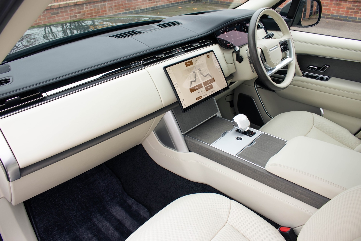 Used Land Rover Range Rover 2024 for sale - 76532530: Photo 9