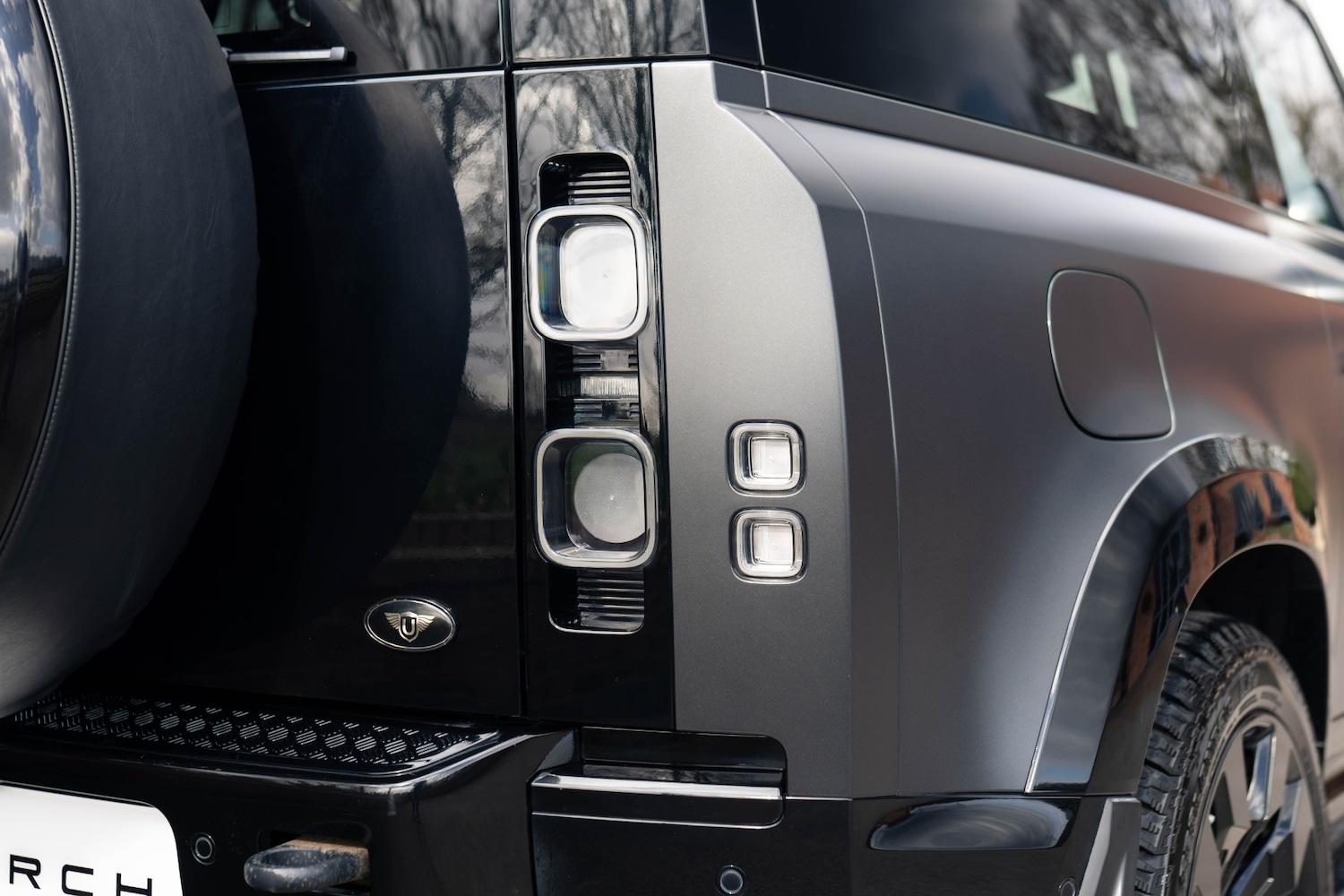 Used Land Rover Defender 2021 for sale - 77843050: Photo 17