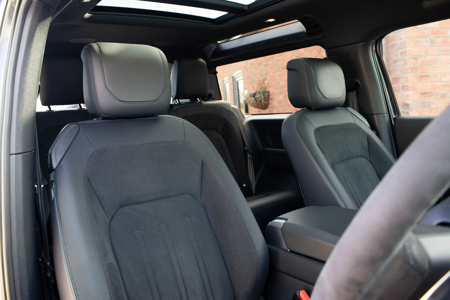 Used Land Rover Defender 2021 for sale - 77843050: Photo 20