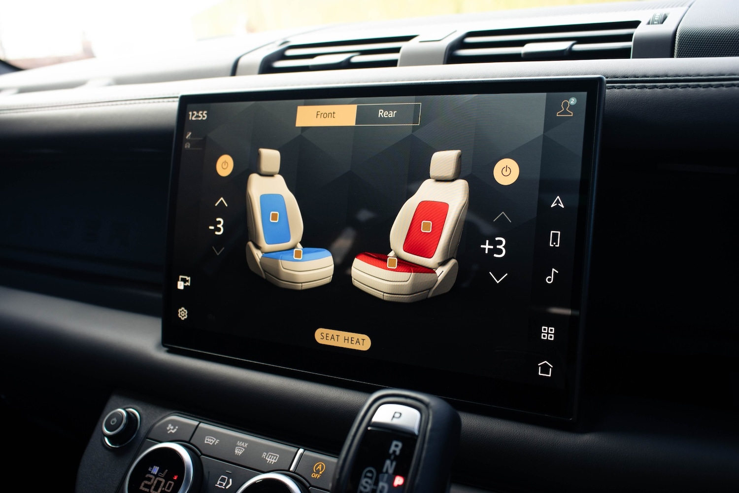 Used Land Rover Defender 2021 for sale - 77843050: Photo 31