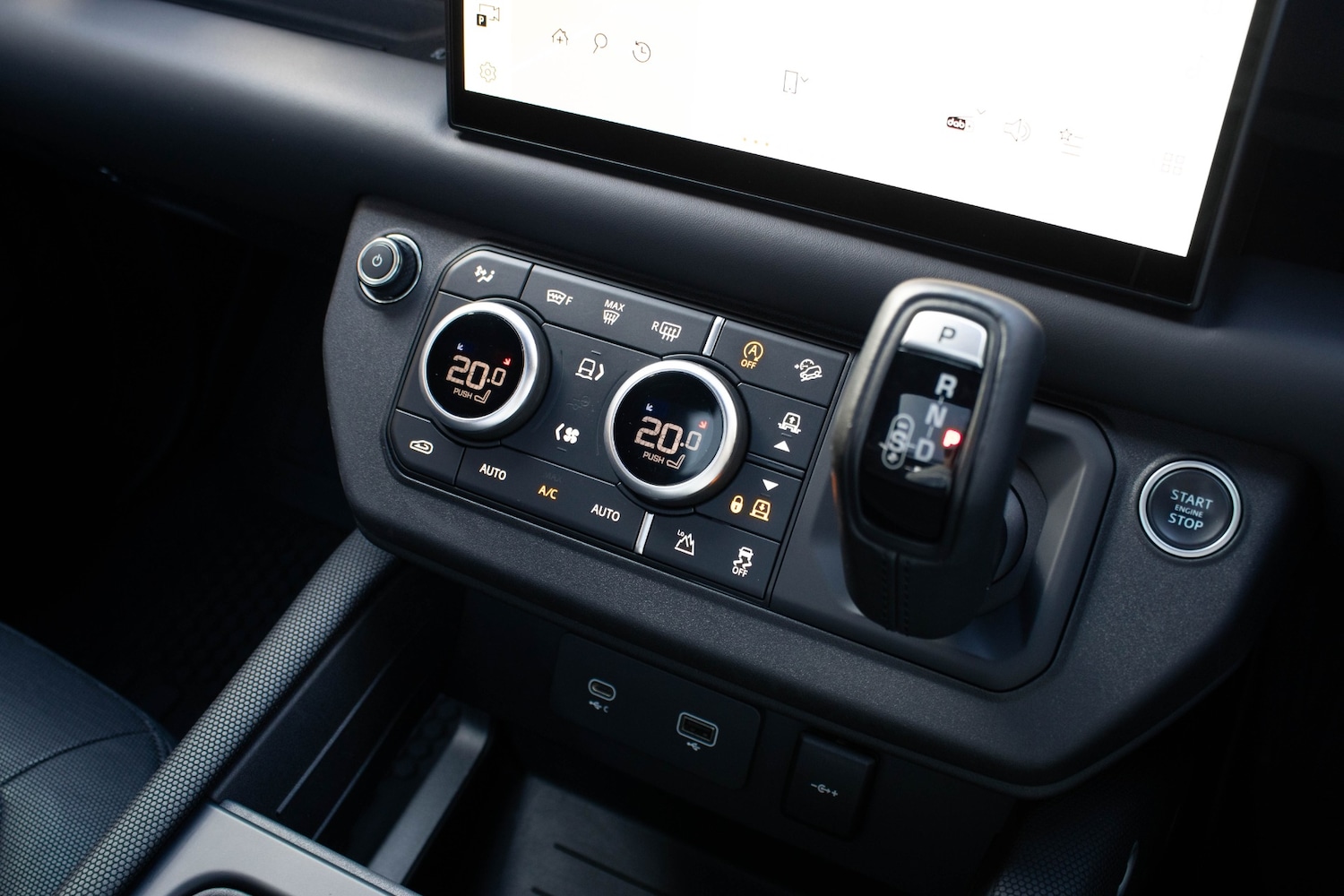 Used Land Rover Defender 2021 for sale - 77843050: Photo 38