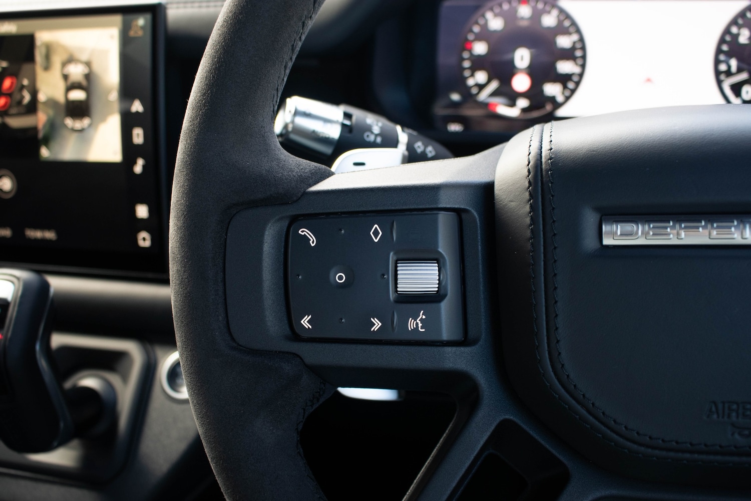 Used Land Rover Defender 2021 for sale - 77843050: Photo 39