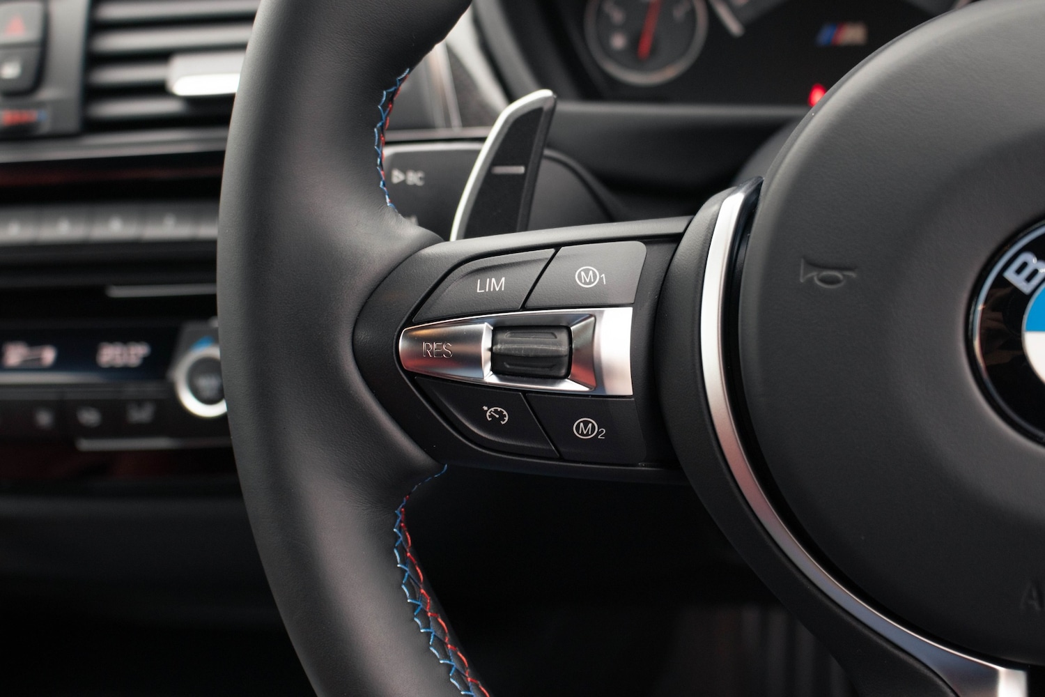 Used BMW M4 2018 for sale - 77406401: Photo 38