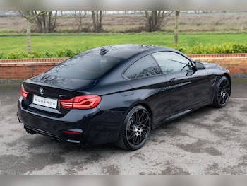 Used BMW M4 2018 for sale - 77406401: Photo