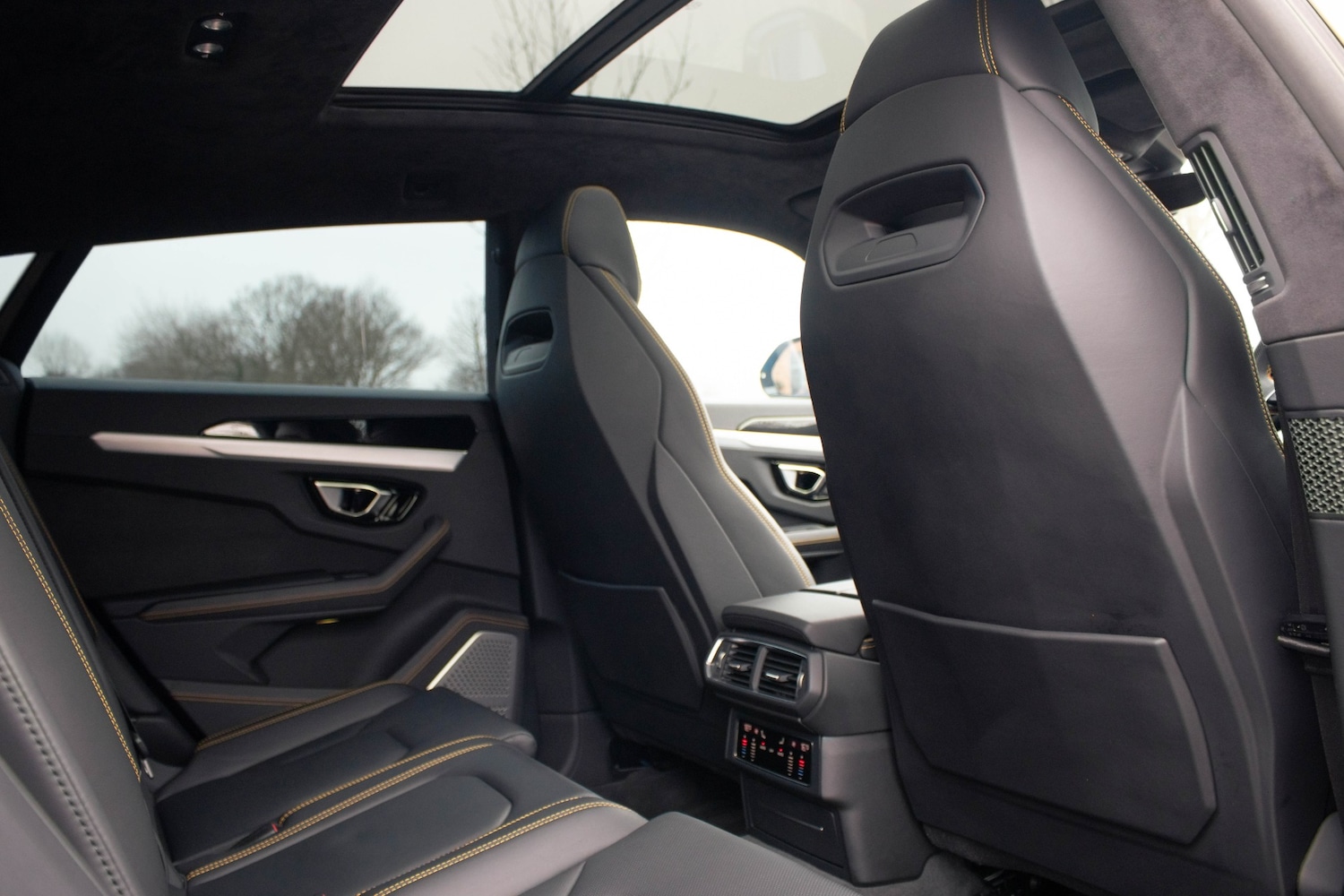 Used Lamborghini Urus 2018 for sale - 77406509: Photo 18